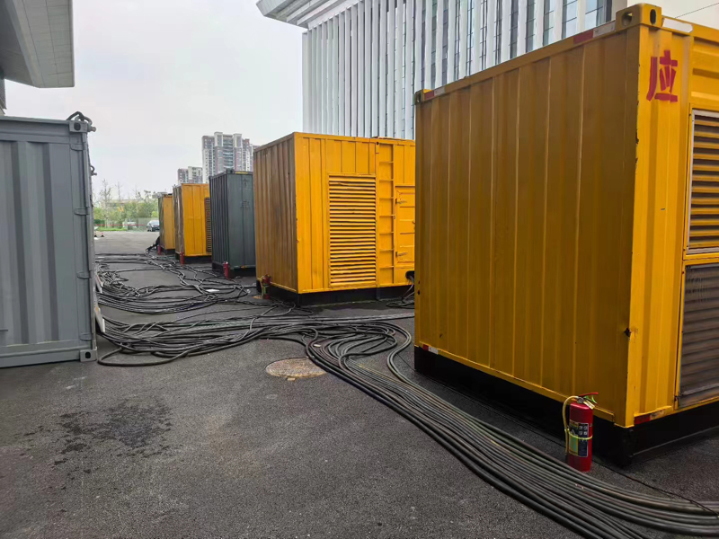 共和不同季节柴油发电机组保养有哪些注意事项？