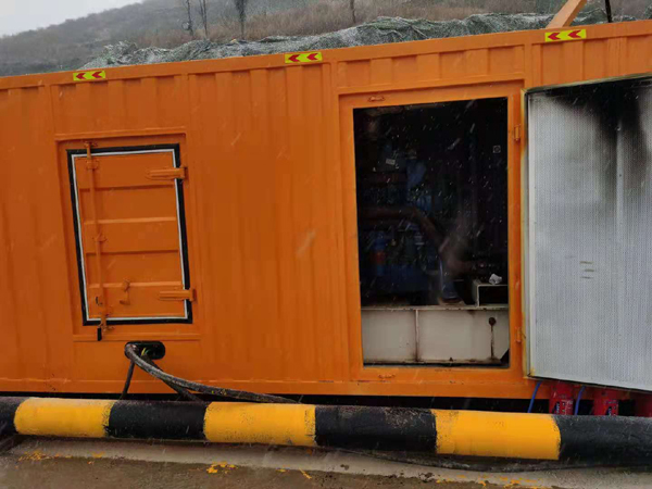 共和发电机出租 柴油发电机组电压低报警怎么办？