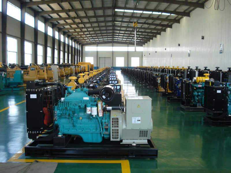 共和租赁发电机-柴油发电机组冒蓝烟、冒黑烟、冒白烟故障分析