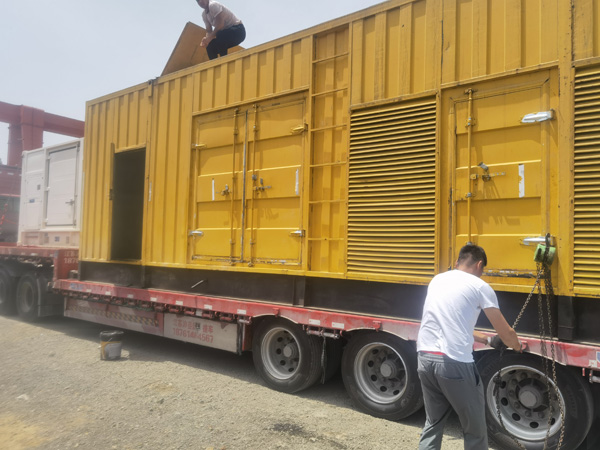 共和发电机出租100KW发电机需要什么规格的电缆线？