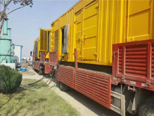 共和发电机租赁公司为您介绍一下康明斯柴油发电机组的优点