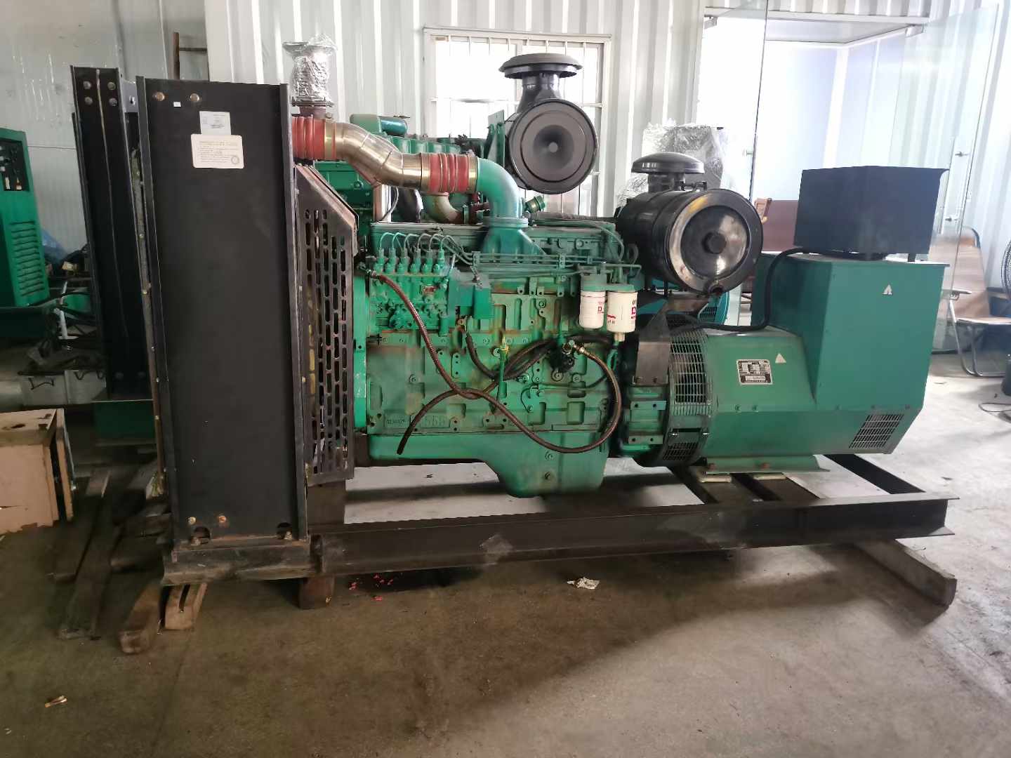 共和发电机租赁如何确定电缆的承载电流是否在安全范围内？