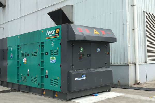 共和燃油滤清器的更换流程是怎样的？