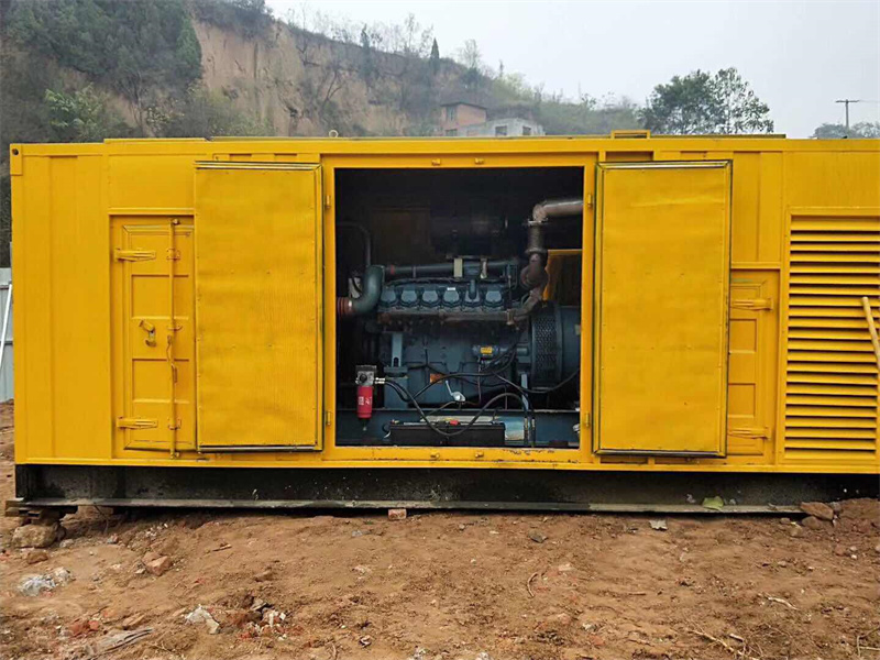 共和发电机租赁冷却液的沸点降低到多少时需要更换