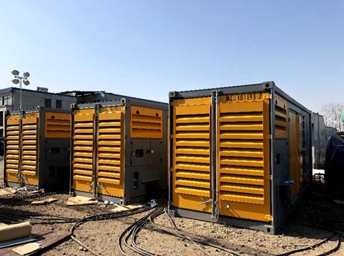 共和防冻液的气味异常可能是由哪些原因导致的？